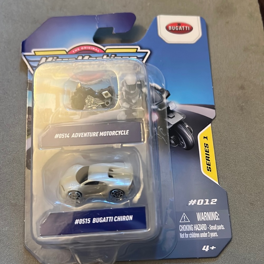 Micro Machines 2-Pack Series 1 #012 Cycle & Bugatti Chiron: Target Exclusive Toy